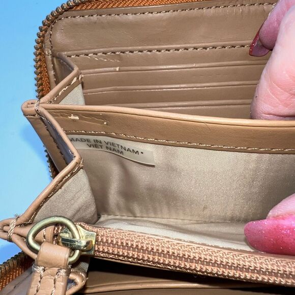 Coach Long Zip Around Leather Continental Wallet - Picture 6 of 13